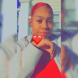 Meet your Posher, Ashia